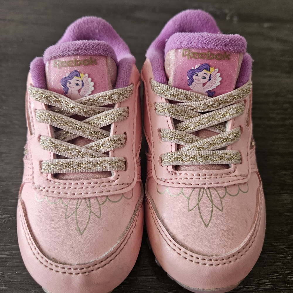 Reebok Kids Pink Sneakers with Purple Accents